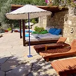 Ξενοδοχείο Sato Triopia Butik 3*