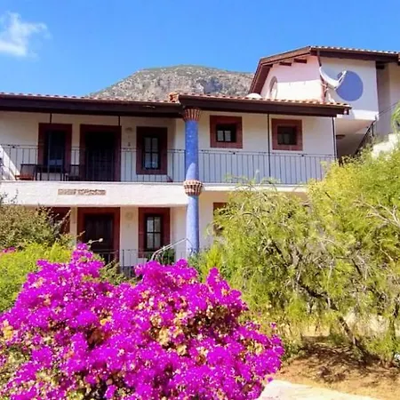 Hotel Sato Triopia Butik