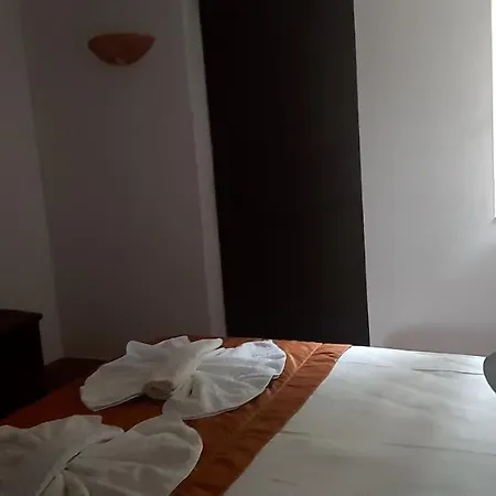 Отель Sato Triopia Butik