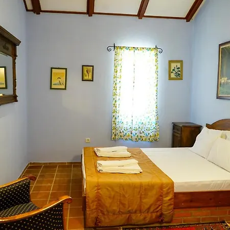 Hotel Sato Triopia Butik