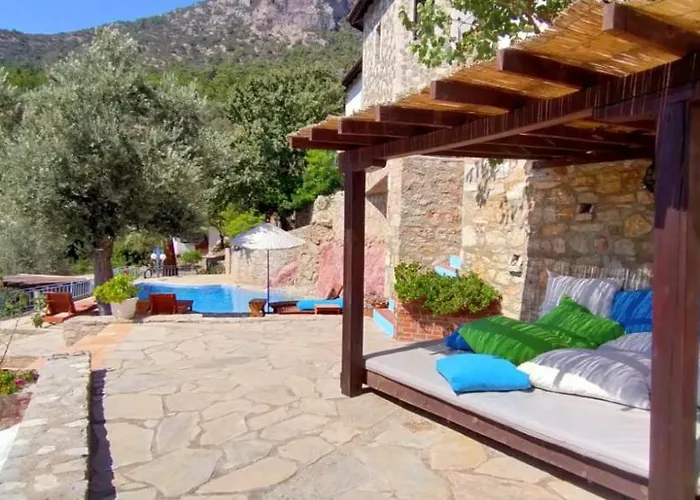 酒店 Sato Triopia Butik 3*