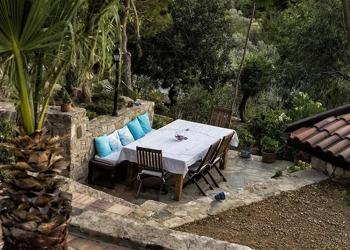 Sato Triopia Butik 酒店 3*