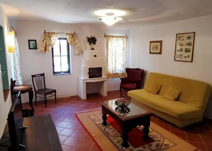 Sato Triopia Butik 达特恰