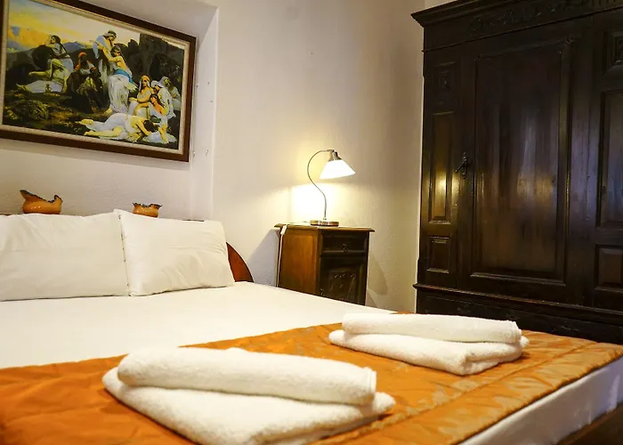 Sato Triopia Butik 3*